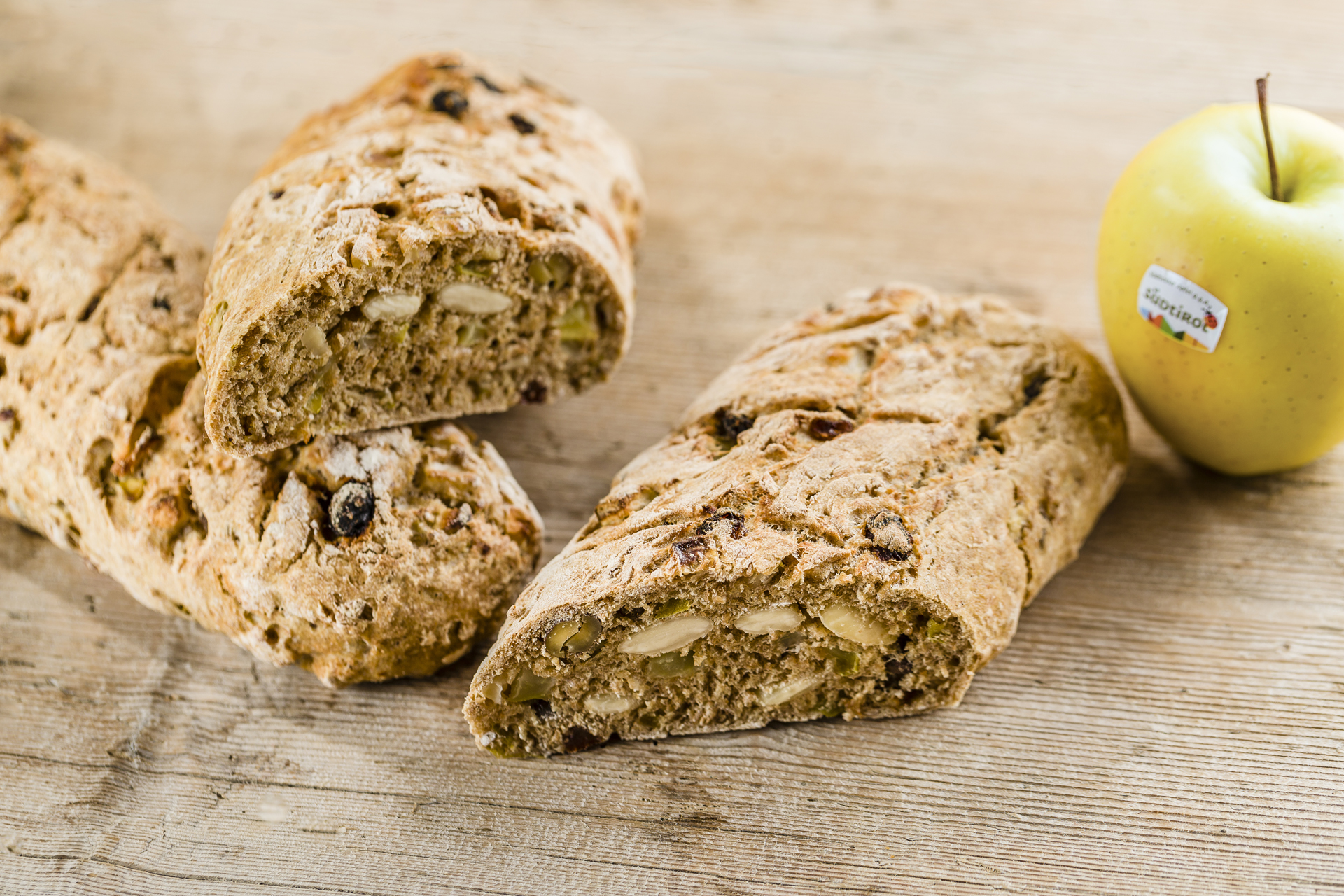 Apfel-Nuss-Brot Apfel-Nuss-Brot