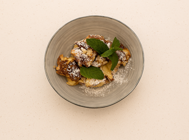 Apfel-Buchweizen-Kaiserschmarrn mit Südtiroler Apfel g.g.A.