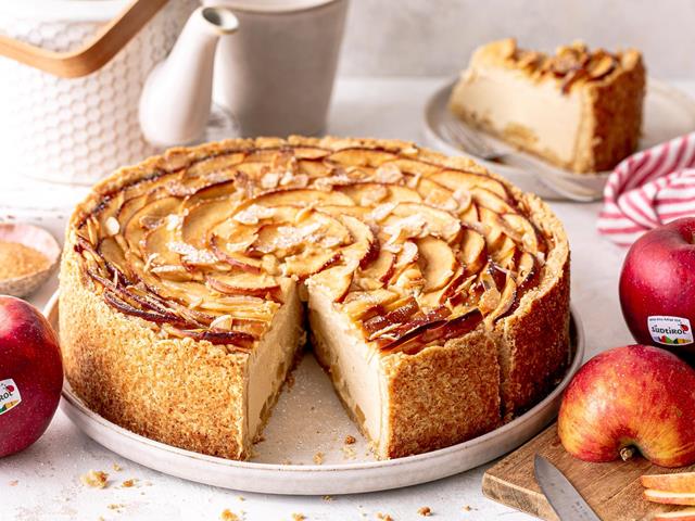 Käsekuchen mit Südtiroler Äpfeln und Marzipan