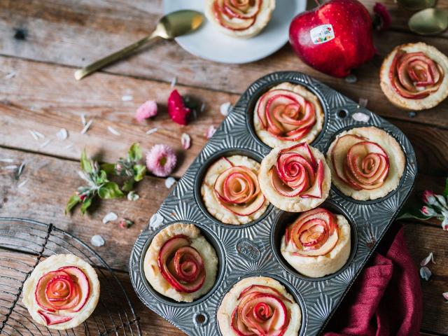 Muffins mit Apfelrosen