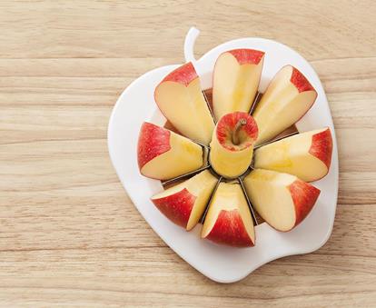 Ein aufgeschnittener Südtiroler Apfel